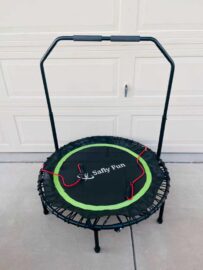 Safly Fun 450-550 lbs Foldable Mini Trampoline with Handle
