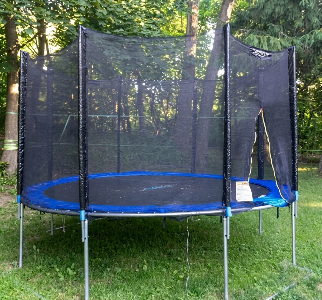 serenelife-10-ft-outdoor-trampoline-review SereneLife 10 ft Outdoor Trampoline Review